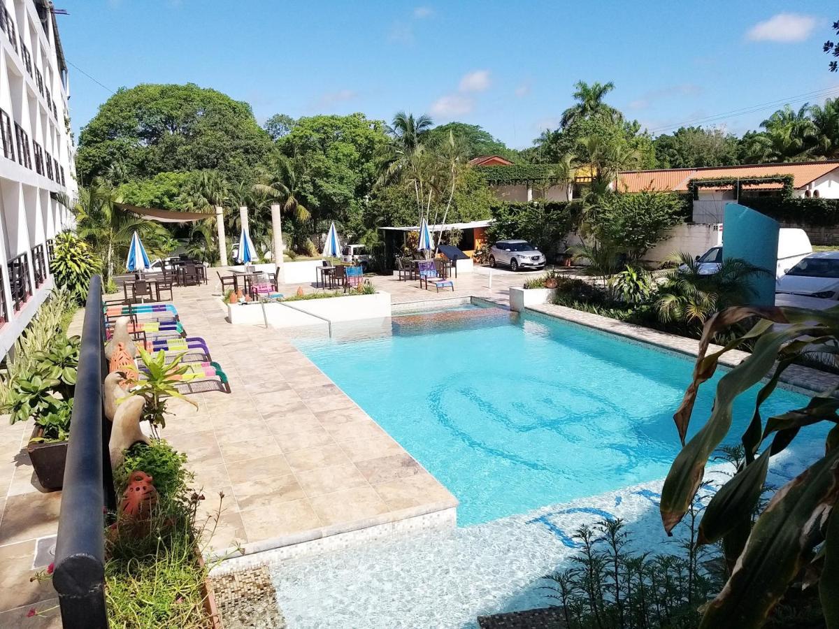 Hotel D Marco Exxpres Palenque Exterior photo